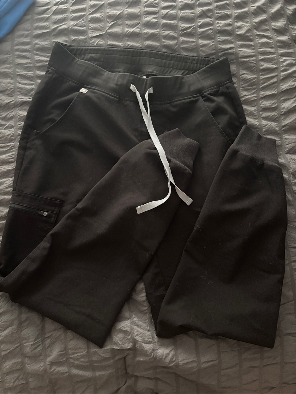 Figs Women’s Black Jogger Pants with gray Drawstring